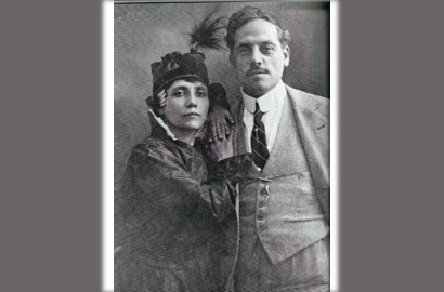 Elvira Notari, Italian filmmaker, pictured with her husband Nicola Notari. https://en.wikipedia.org/wiki/Elvira_Notari